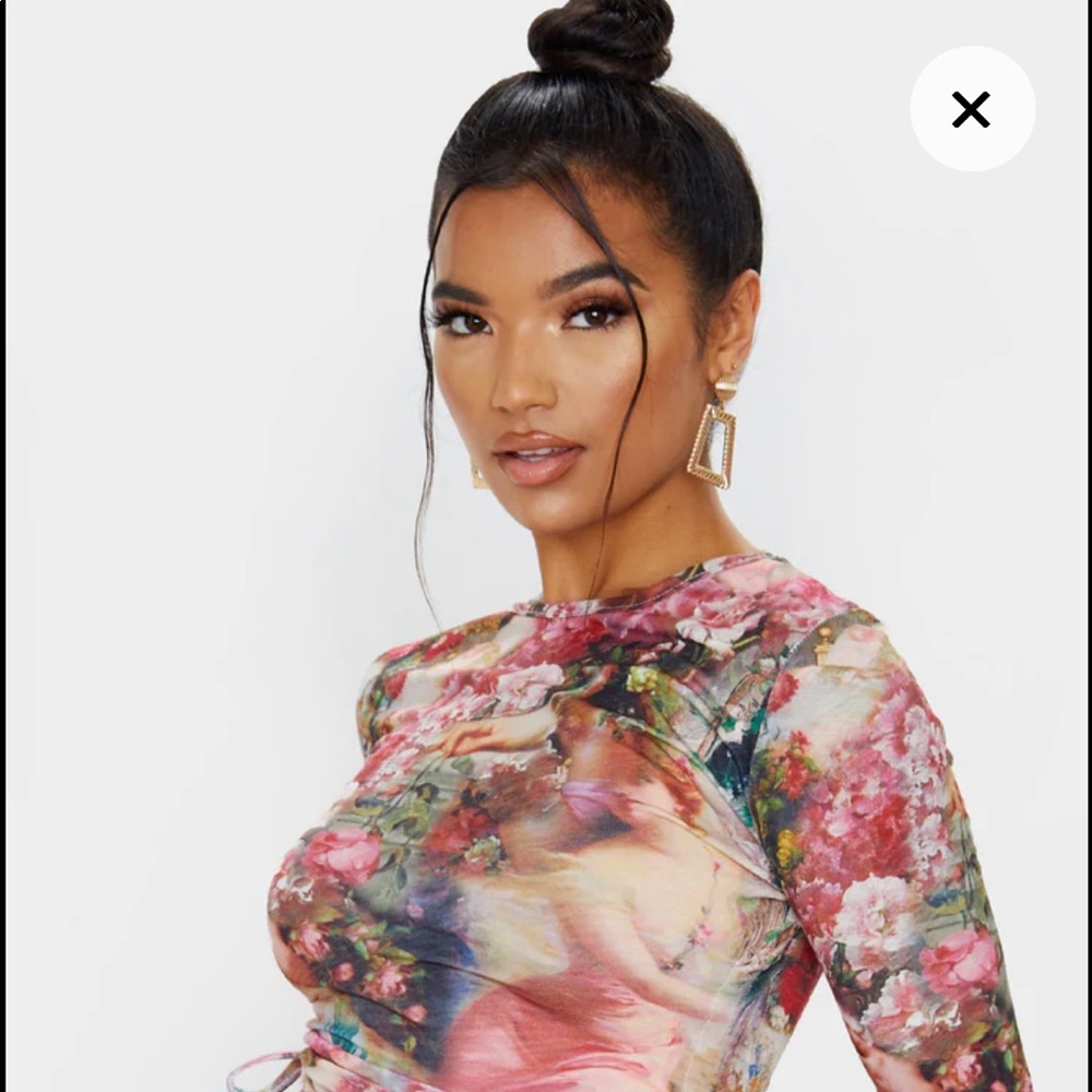 Renaissance Jersey Ruched Side Long Sleeve Crop Top